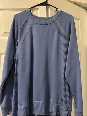 Women’s Crewneck Sweater - Dusty Blue